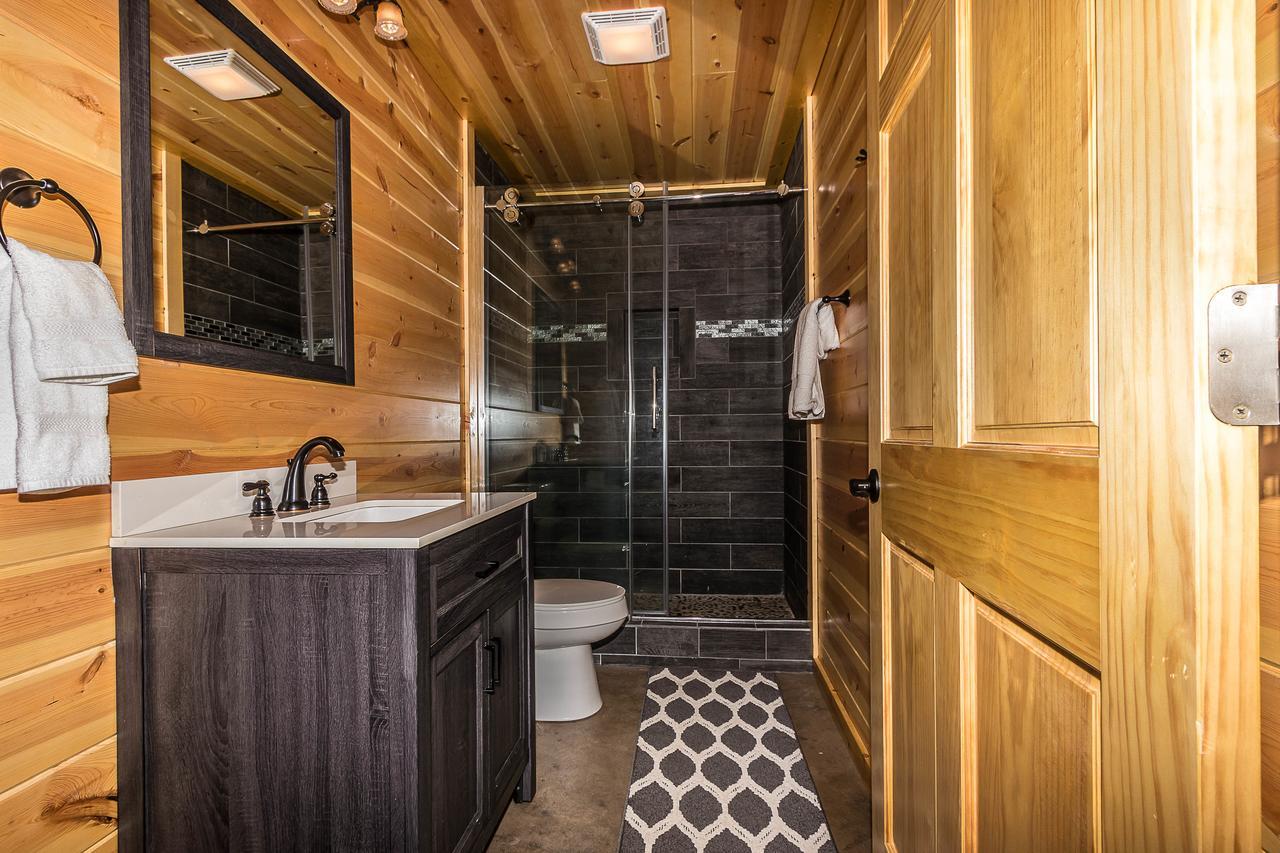 Hocking Hills Cabins & Resort Foxfire Logan Eksteriør bilde