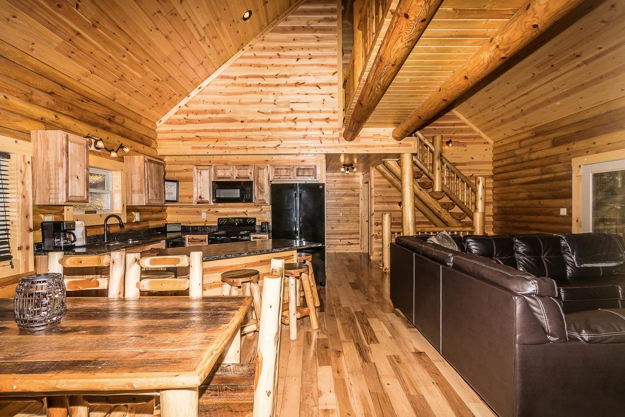 Hocking Hills Cabins & Resort Foxfire Logan Eksteriør bilde