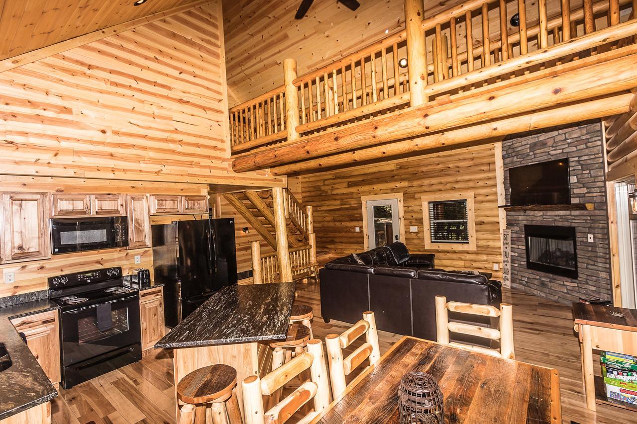 Hocking Hills Cabins & Resort Foxfire Logan Eksteriør bilde