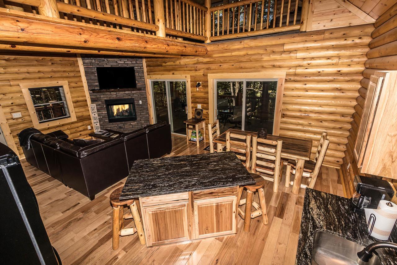 Hocking Hills Cabins & Resort Foxfire Logan Eksteriør bilde